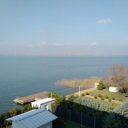 Apart Silver * Mamaia